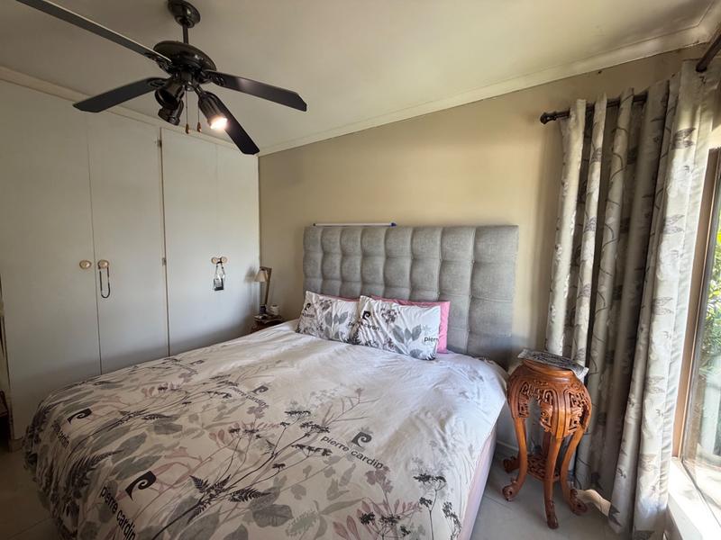 6 Bedroom Property for Sale in Herrwood Park KwaZulu-Natal