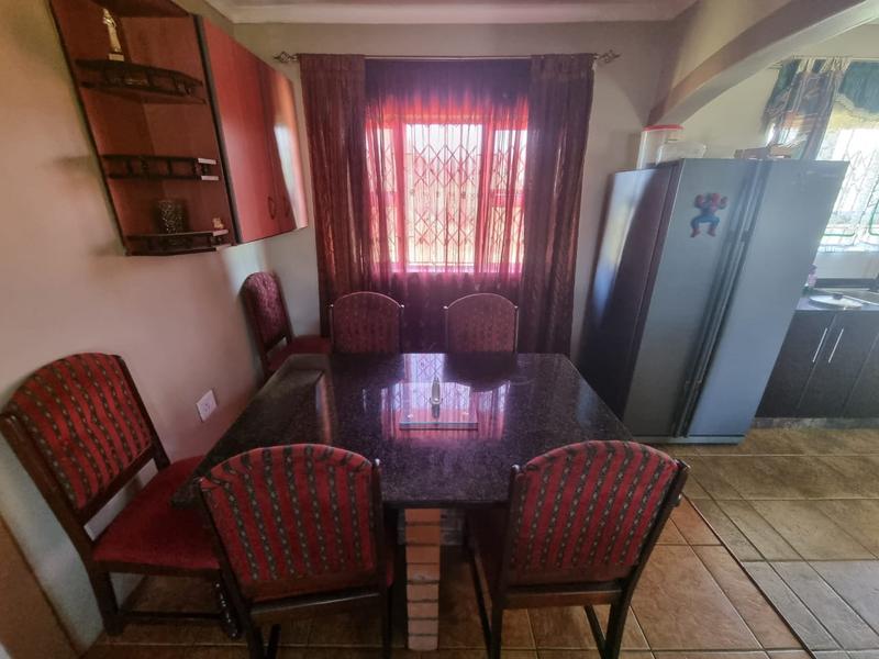 3 Bedroom Property for Sale in Umzinto KwaZulu-Natal