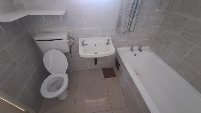 To Let 1 Bedroom Property for Rent in Overport KwaZulu-Natal