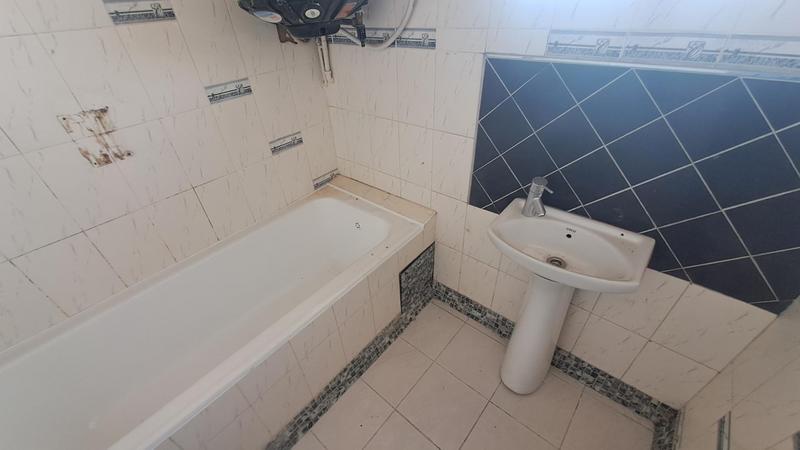 To Let 2 Bedroom Property for Rent in Overport KwaZulu-Natal