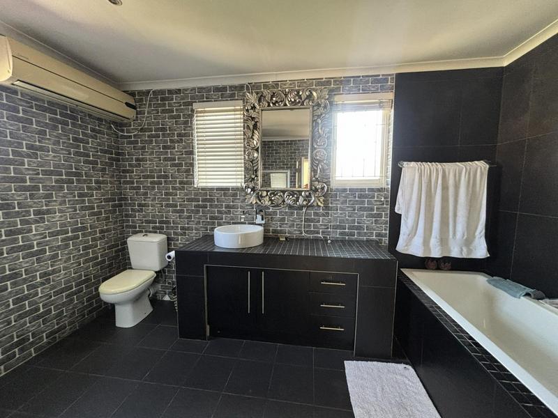 4 Bedroom Property for Sale in Morningside KwaZulu-Natal