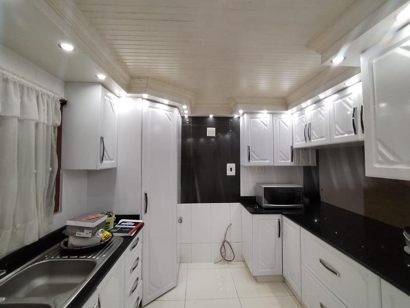 3 Bedroom Property for Sale in Lenham KwaZulu-Natal