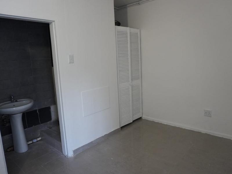 To Let 1 Bedroom Property for Rent in Berea West KwaZulu-Natal