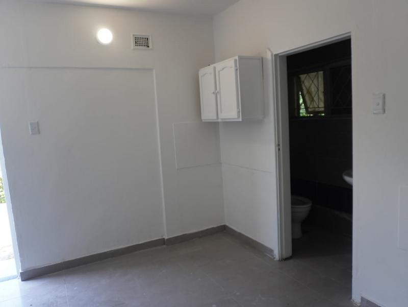 To Let 1 Bedroom Property for Rent in Berea West KwaZulu-Natal