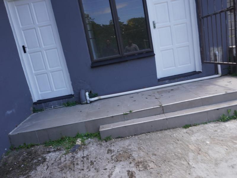 To Let 1 Bedroom Property for Rent in Berea West KwaZulu-Natal