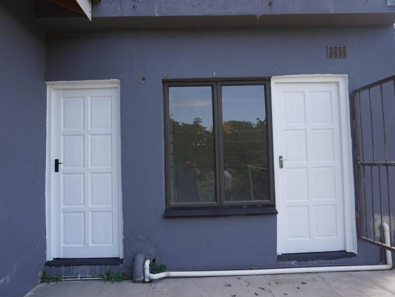 To Let 1 Bedroom Property for Rent in Berea West KwaZulu-Natal