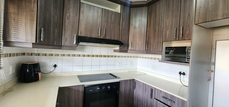2 Bedroom Property for Sale in Umkomaas KwaZulu-Natal