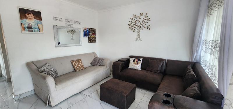 2 Bedroom Property for Sale in Umkomaas KwaZulu-Natal