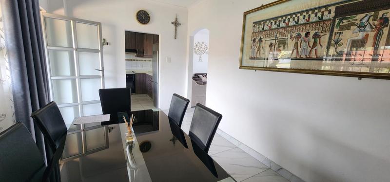 2 Bedroom Property for Sale in Umkomaas KwaZulu-Natal