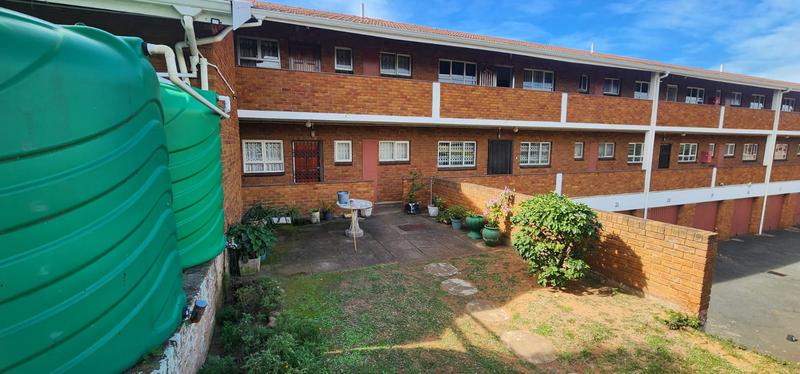 2 Bedroom Property for Sale in Umkomaas KwaZulu-Natal