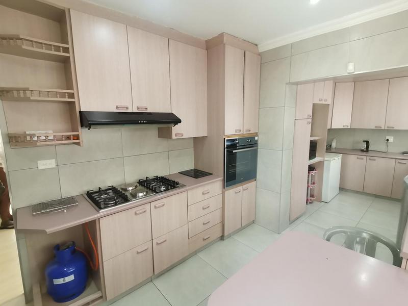 To Let 4 Bedroom Property for Rent in Reservoir Hills KwaZulu-Natal