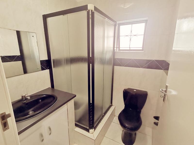 To Let 4 Bedroom Property for Rent in Reservoir Hills KwaZulu-Natal
