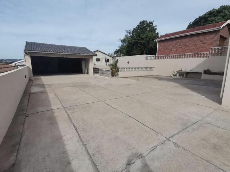 To Let 4 Bedroom Property for Rent in Reservoir Hills KwaZulu-Natal