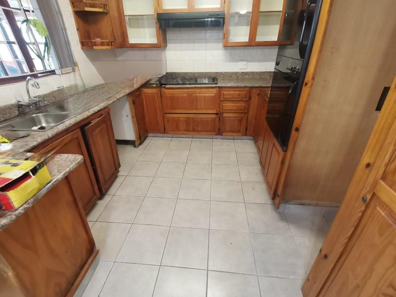 To Let 2 Bedroom Property for Rent in Reservoir Hills KwaZulu-Natal