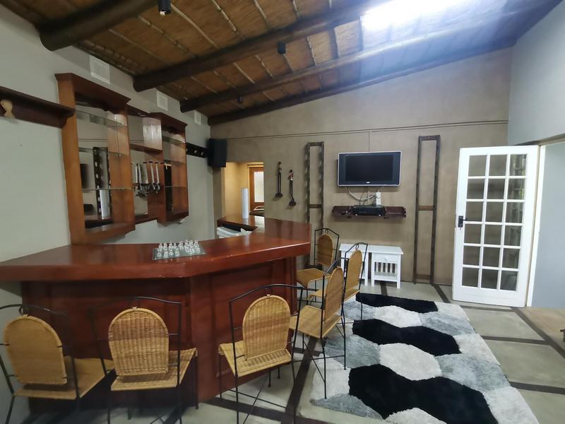 To Let 4 Bedroom Property for Rent in Dawncliffe KwaZulu-Natal