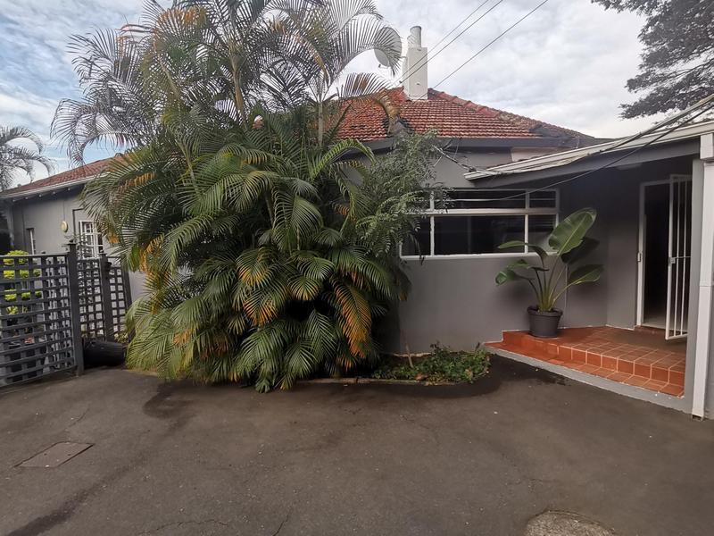 To Let 4 Bedroom Property for Rent in Dawncliffe KwaZulu-Natal