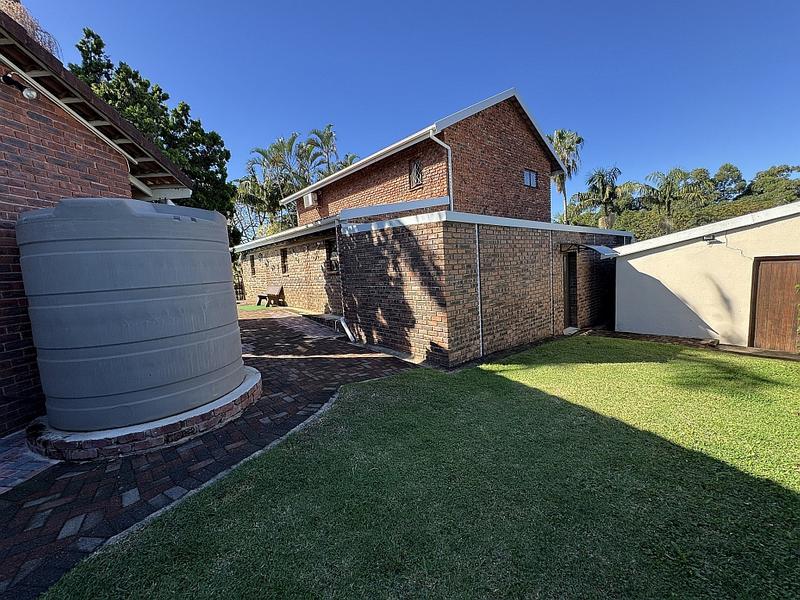 7 Bedroom Property for Sale in Uvongo KwaZulu-Natal