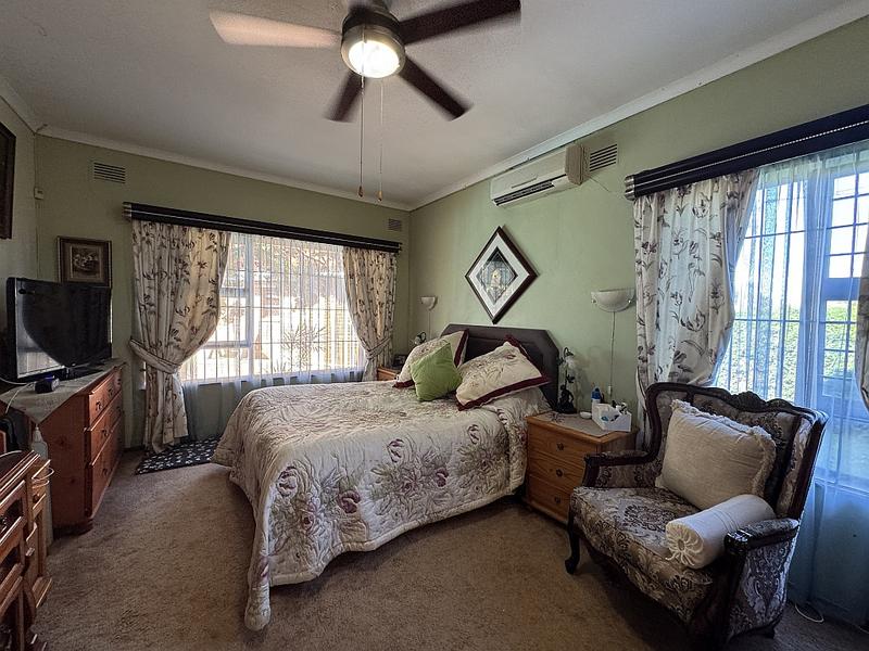 7 Bedroom Property for Sale in Uvongo KwaZulu-Natal