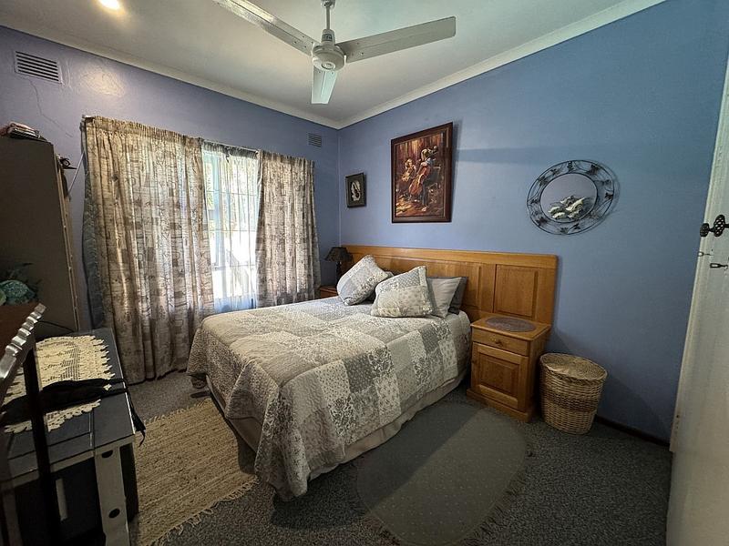 7 Bedroom Property for Sale in Uvongo KwaZulu-Natal