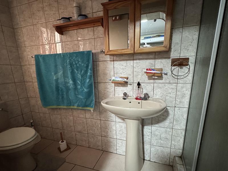 7 Bedroom Property for Sale in Uvongo KwaZulu-Natal
