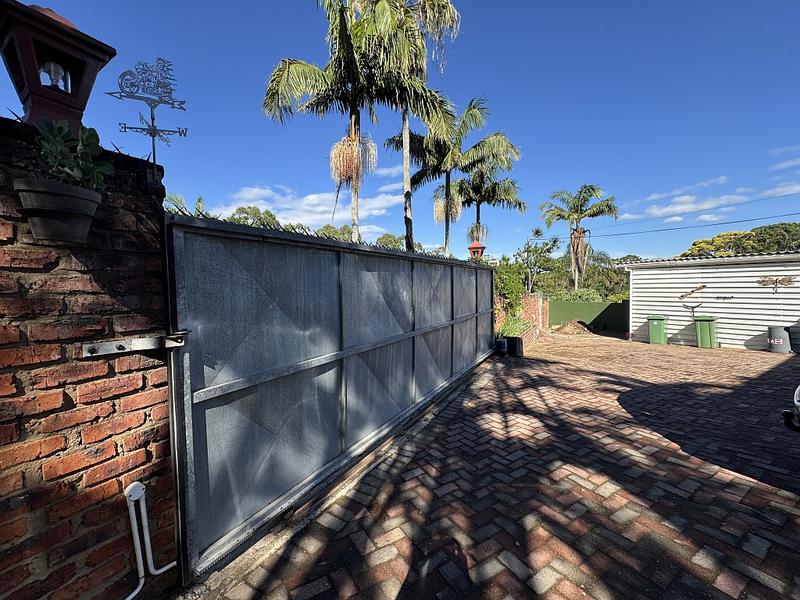 7 Bedroom Property for Sale in Uvongo KwaZulu-Natal