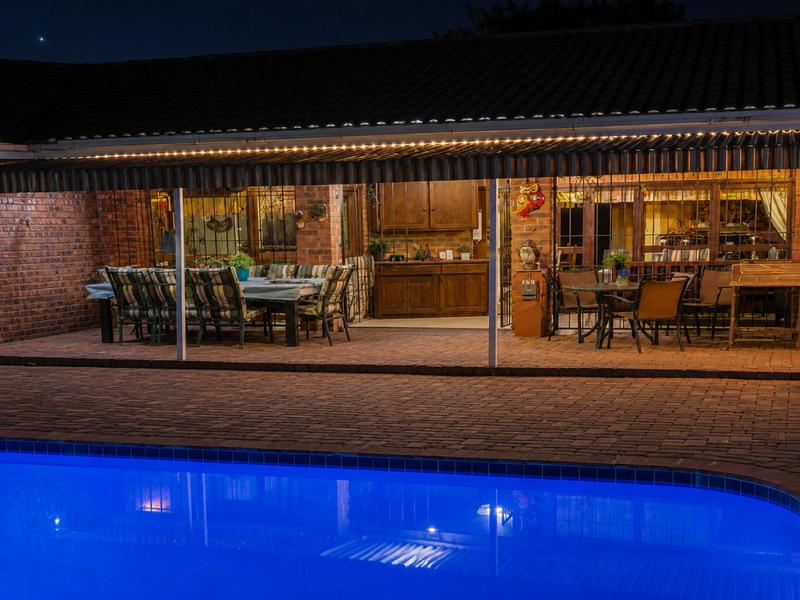7 Bedroom Property for Sale in Uvongo KwaZulu-Natal