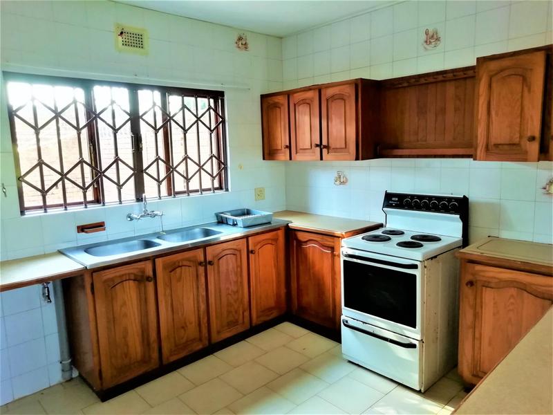 To Let 3 Bedroom Property for Rent in Freeland Park KwaZulu-Natal