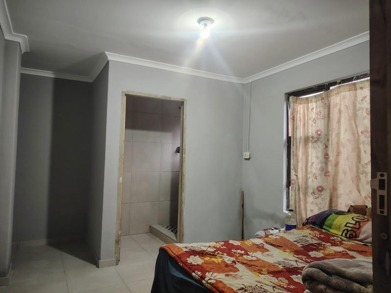1 Bedroom Property for Sale in Manors KwaZulu-Natal