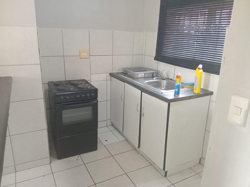 1 Bedroom Property for Sale in Pinetown KwaZulu-Natal
