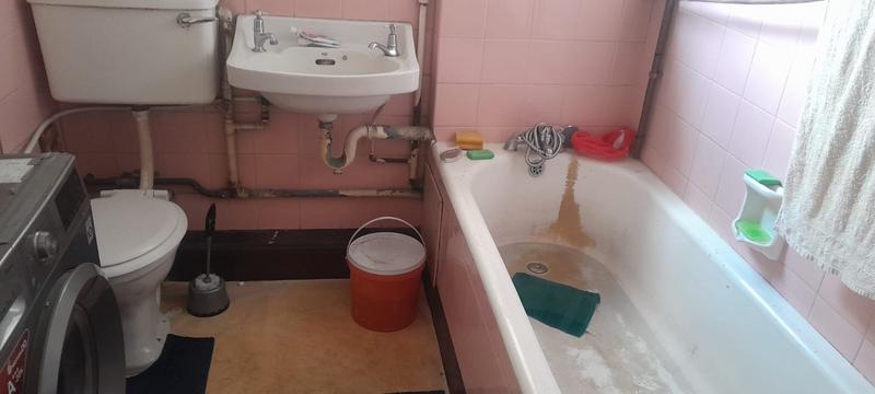 1 Bedroom Property for Sale in Victoria Embankment KwaZulu-Natal