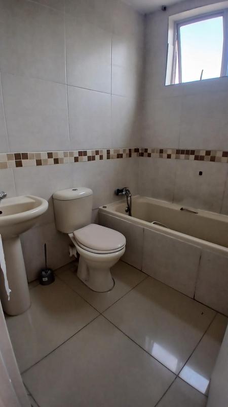 2 Bedroom Property for Sale in Montclair KwaZulu-Natal