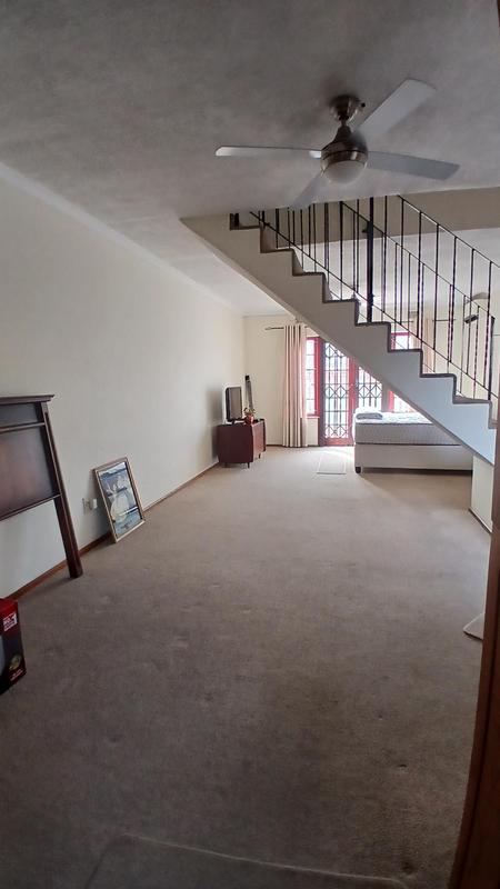 2 Bedroom Property for Sale in Montclair KwaZulu-Natal