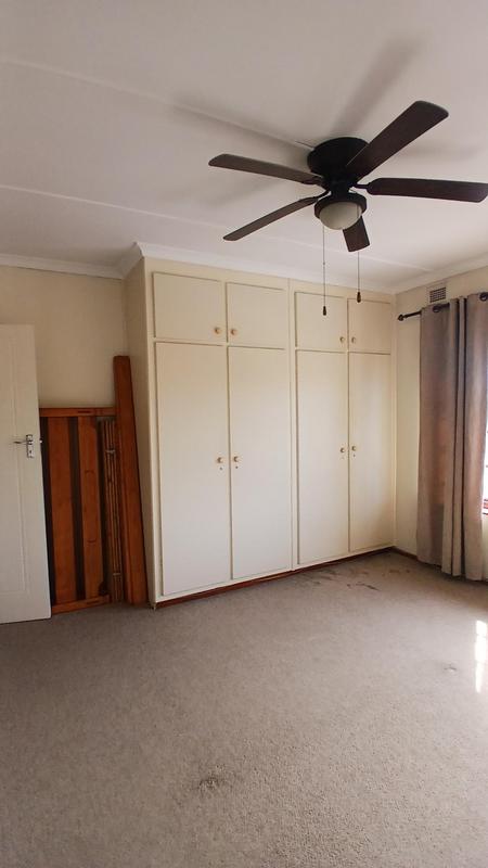 2 Bedroom Property for Sale in Montclair KwaZulu-Natal