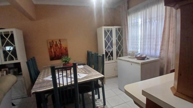 4 Bedroom Property for Sale in Yellowwood Park KwaZulu-Natal