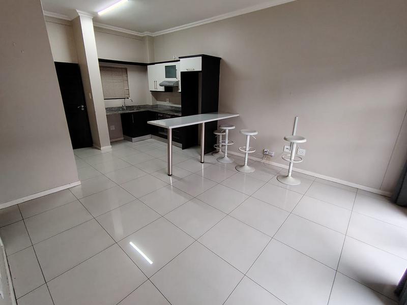 To Let 2 Bedroom Property for Rent in New Town Centre KwaZulu-Natal