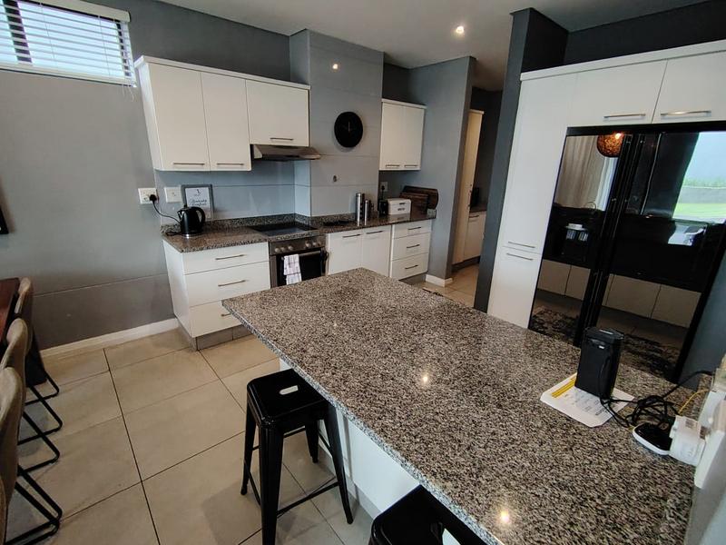 3 Bedroom Property for Sale in Umhlanga KwaZulu-Natal