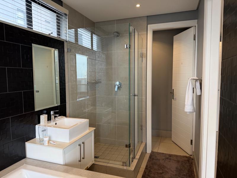 3 Bedroom Property for Sale in Umhlanga KwaZulu-Natal