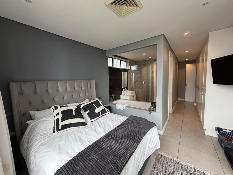 3 Bedroom Property for Sale in Umhlanga KwaZulu-Natal