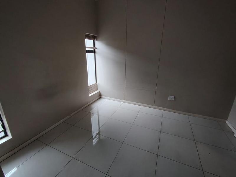 2 Bedroom Property for Sale in New Town Centre KwaZulu-Natal