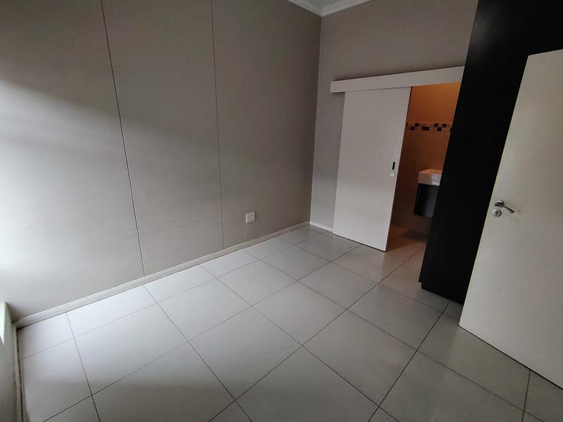 2 Bedroom Property for Sale in New Town Centre KwaZulu-Natal