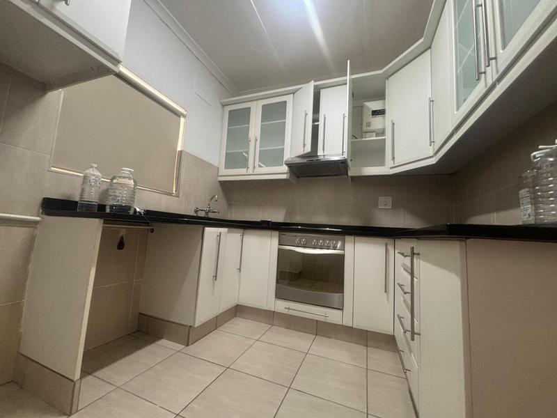To Let 1 Bedroom Property for Rent in Musgrave KwaZulu-Natal