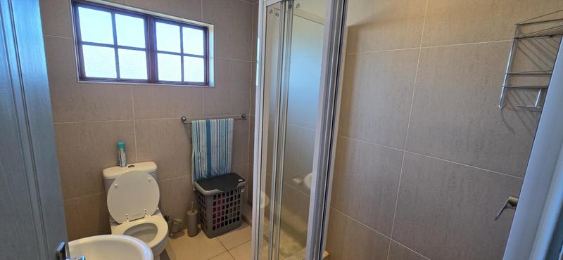 To Let 2 Bedroom Property for Rent in Scottburgh KwaZulu-Natal