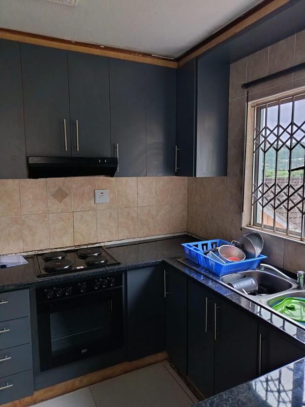 To Let 4 Bedroom Property for Rent in Newlands West KwaZulu-Natal