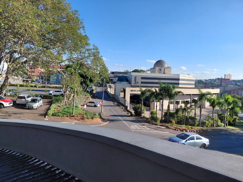 To Let 3 Bedroom Property for Rent in Overport KwaZulu-Natal