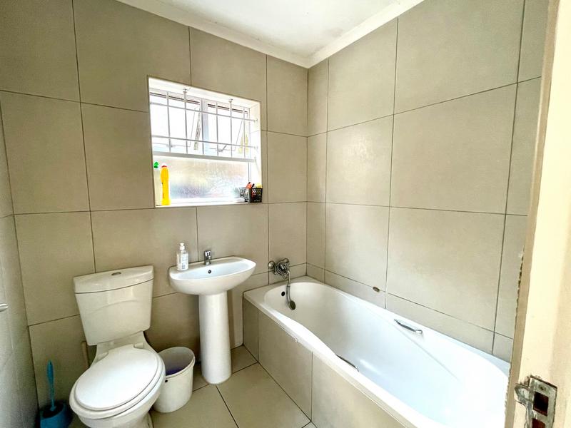 To Let 2 Bedroom Property for Rent in Padfield Park KwaZulu-Natal