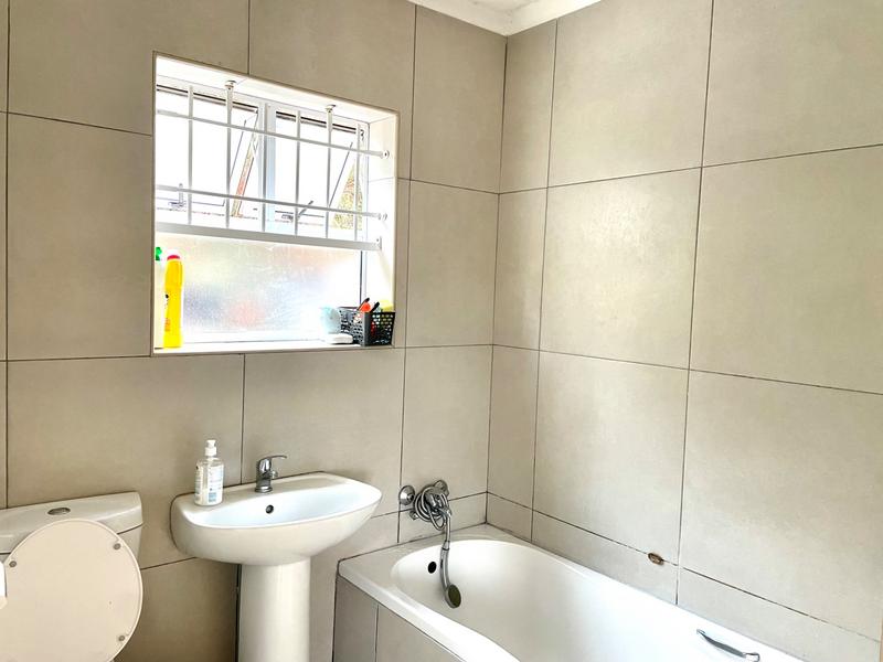 To Let 2 Bedroom Property for Rent in Padfield Park KwaZulu-Natal