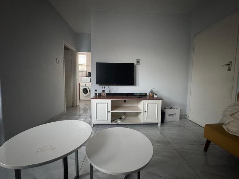 To Let 1 Bedroom Property for Rent in Windermere KwaZulu-Natal