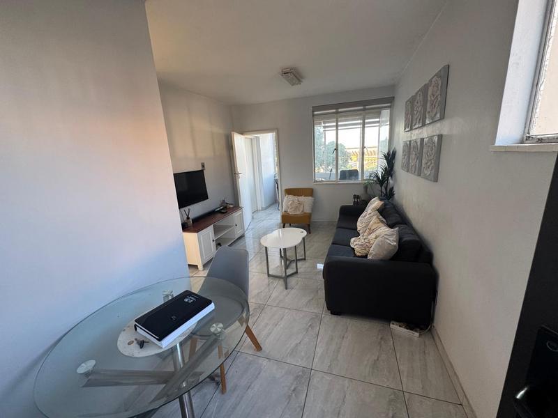 To Let 1 Bedroom Property for Rent in Windermere KwaZulu-Natal