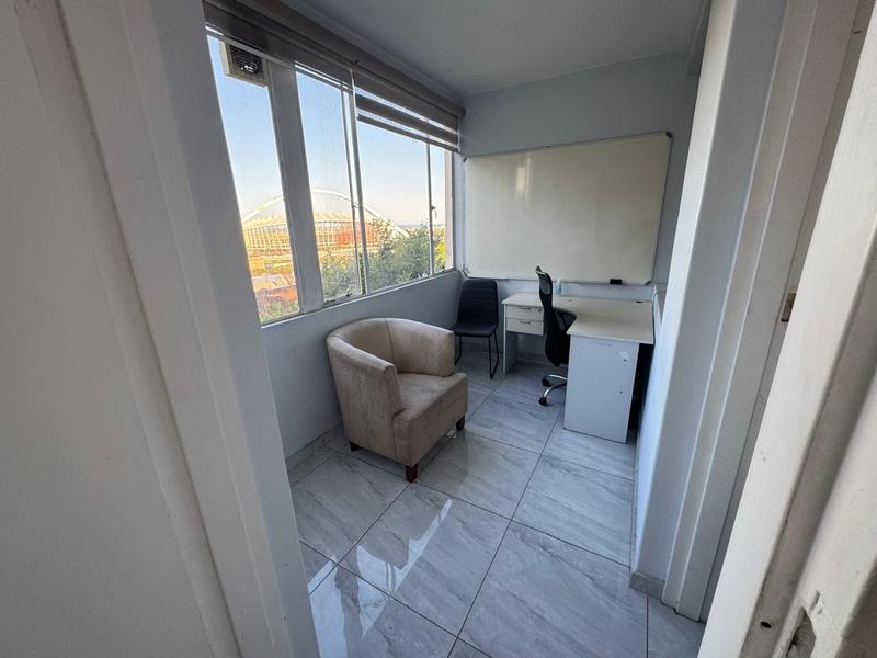 To Let 1 Bedroom Property for Rent in Windermere KwaZulu-Natal