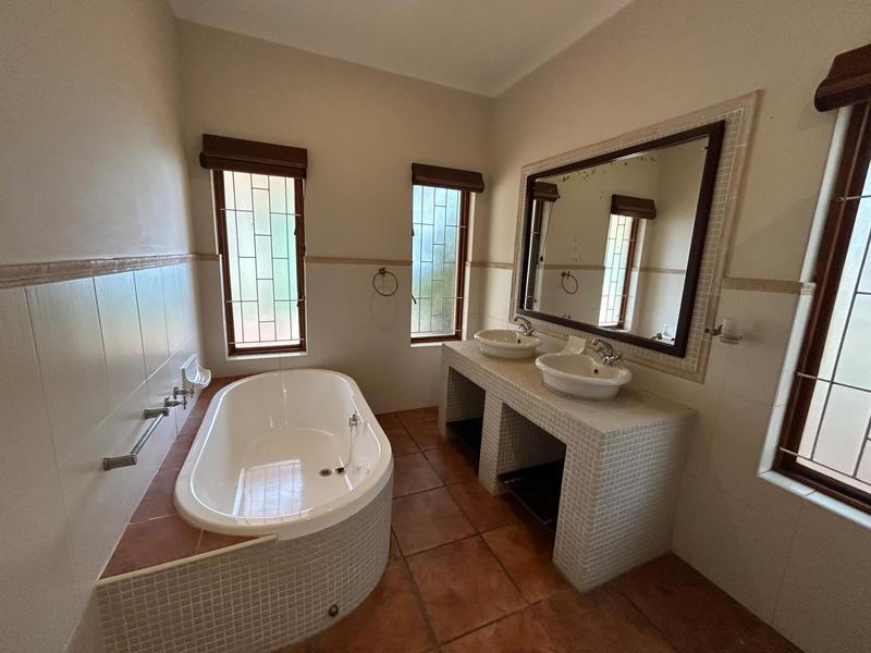 To Let 4 Bedroom Property for Rent in Mtunzini KwaZulu-Natal